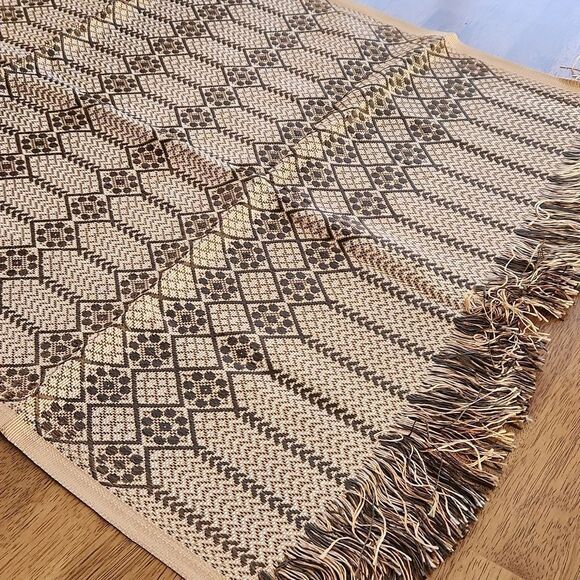 Lithuanian brown and gold woven table runner - Picture 3 of 6
